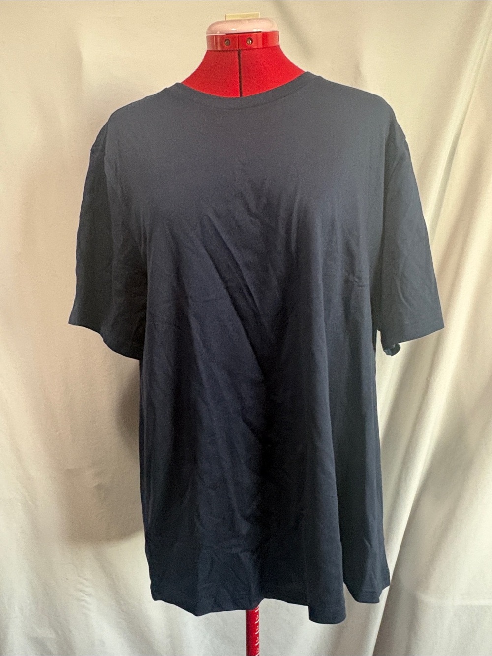 Amazon Essentials Navy Short-Sleeve Crewneck Tee
